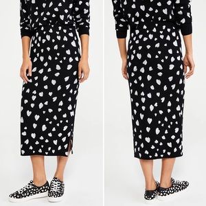 Ann Taylor Black and White Heart Print Sweater Skirt XS